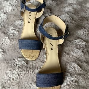 UNISA Sandal - Size 9 - Navy